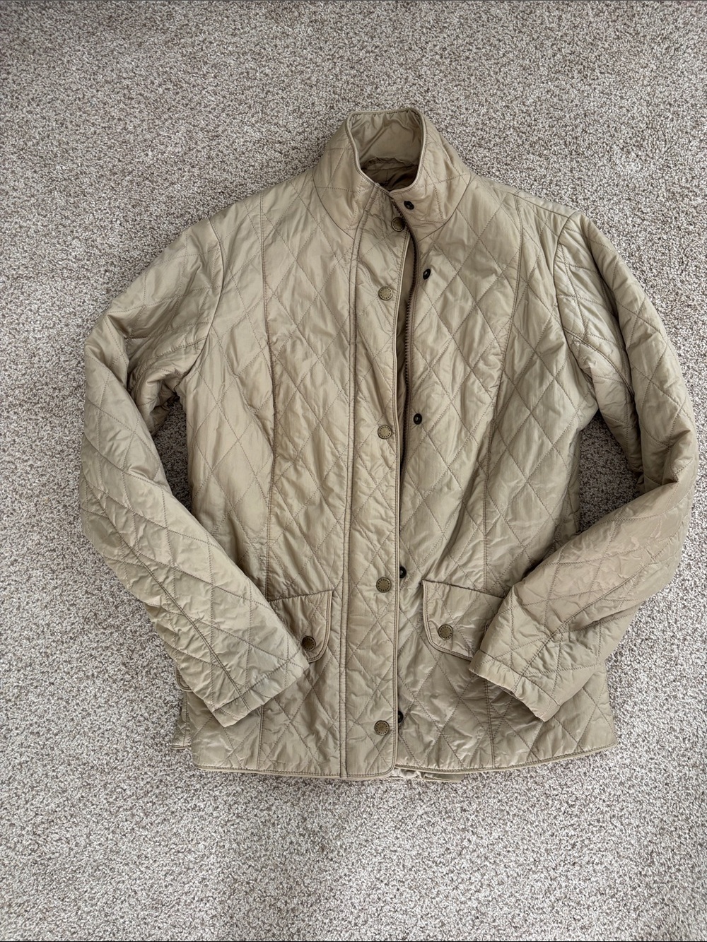 Barbour Quilted Women's Jacket in Beige - Lightweight Layering Coat